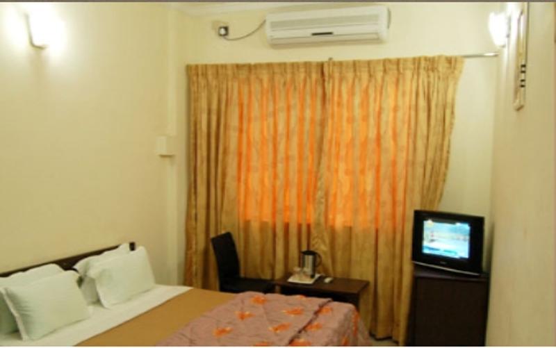 Hotel Royal Regency Bori  Ruang foto
