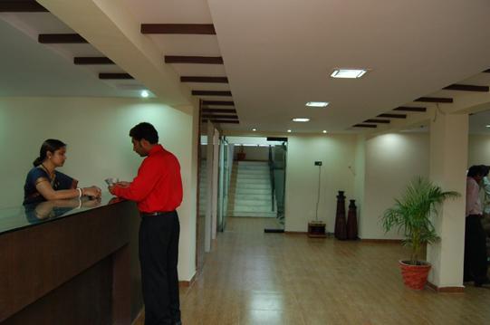 Hotel Royal Regency Bori  Bagian luar foto