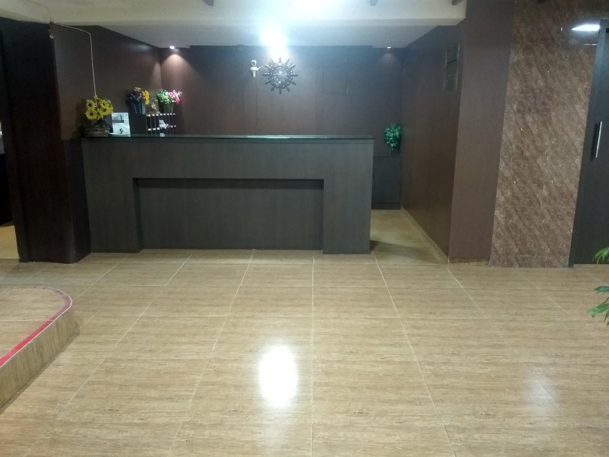 Hotel Royal Regency Bori  Bagian luar foto