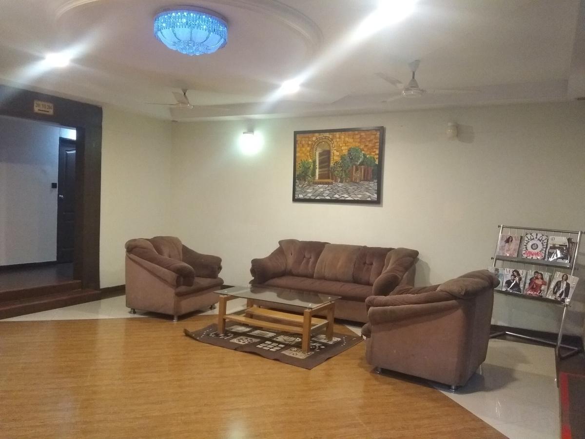 Hotel Royal Regency Bori  Bagian luar foto